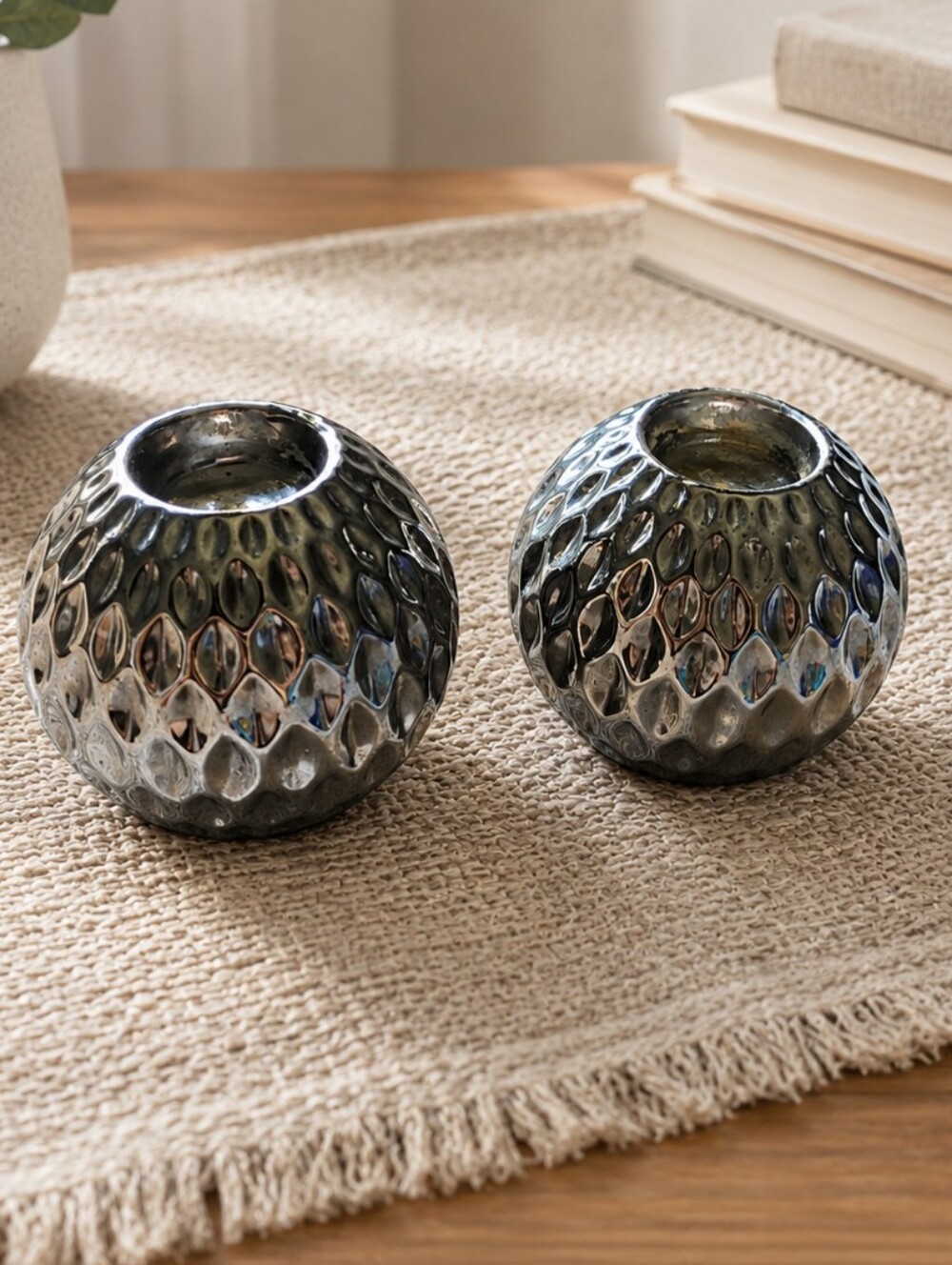 4" Round Honeycomb Silver Ceramic Tealight Candle Holders Set of 2 Chic Modern